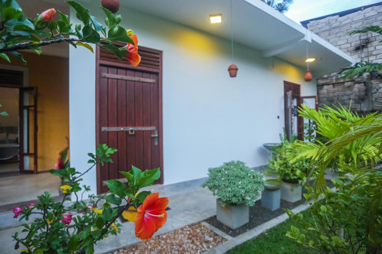 Saku Residence Unawatuna Buitenkant foto
