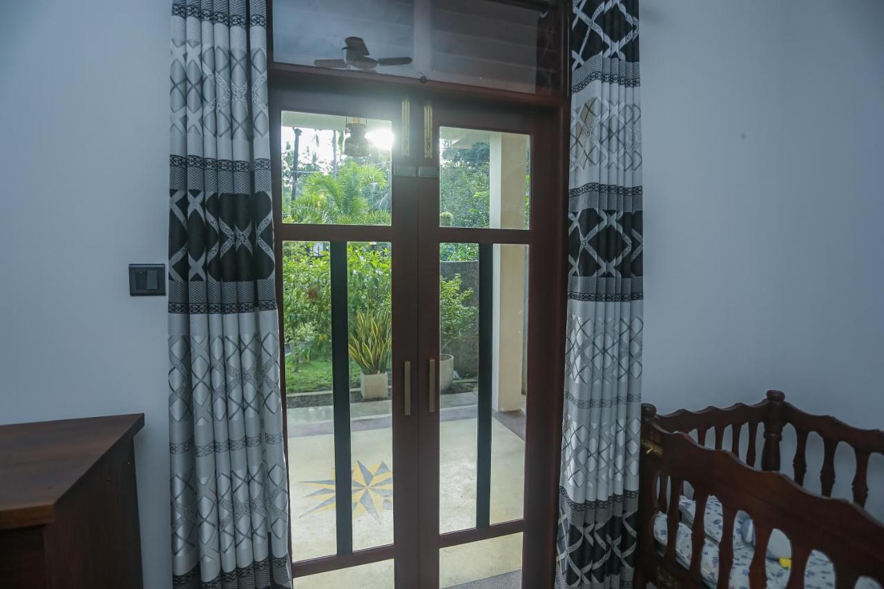Saku Residence Unawatuna Buitenkant foto
