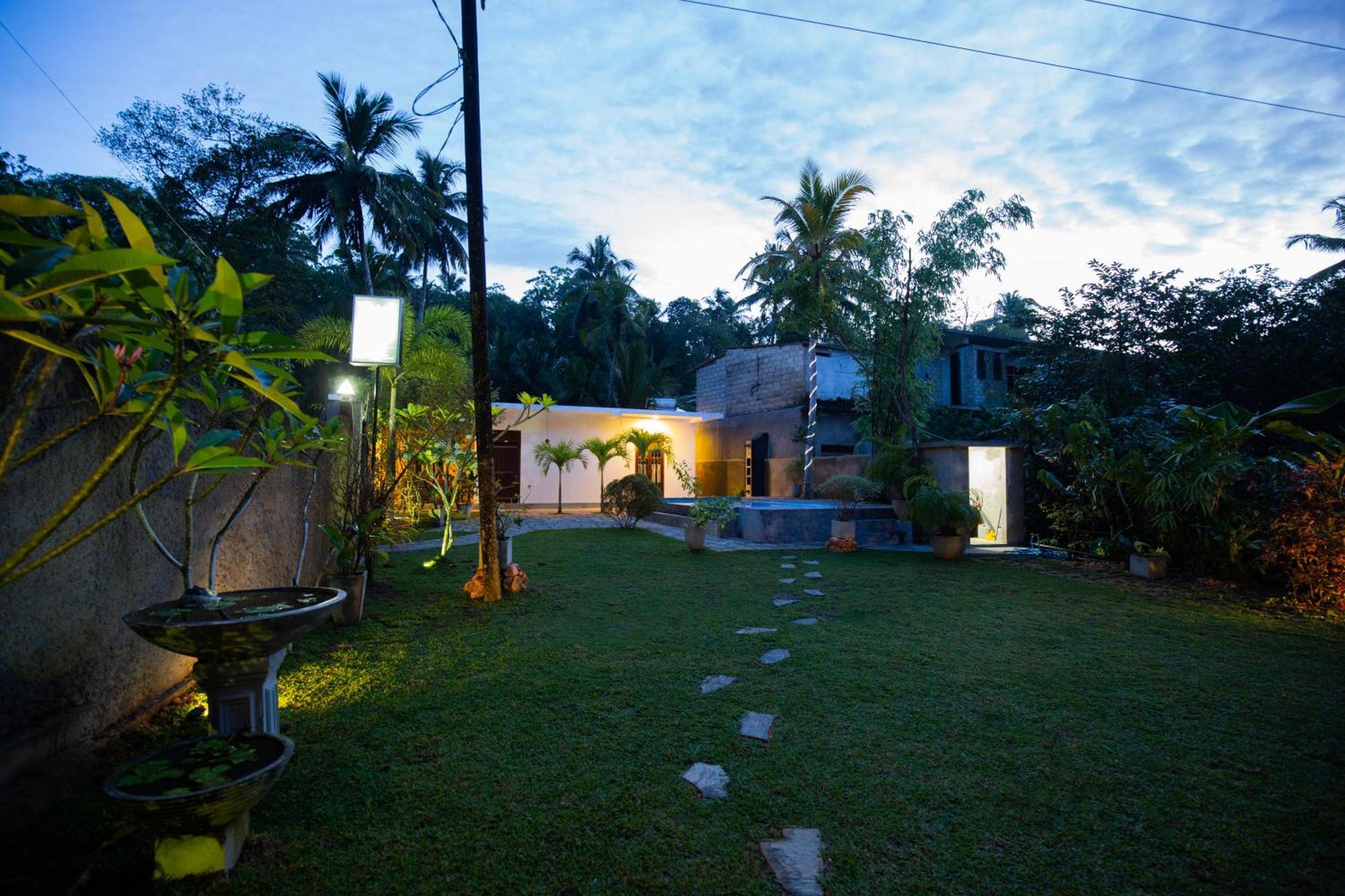 Saku Residence Unawatuna Buitenkant foto