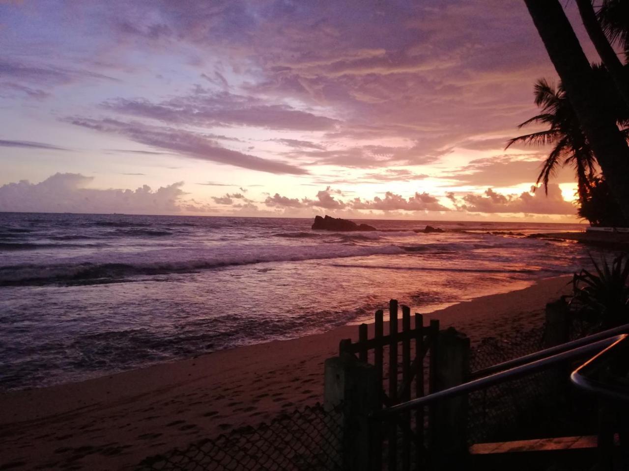 Saku Residence Unawatuna Buitenkant foto